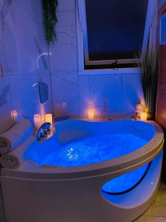 Votre Escale Boule D Or Sauna & Spa Ніор Екстер'єр фото